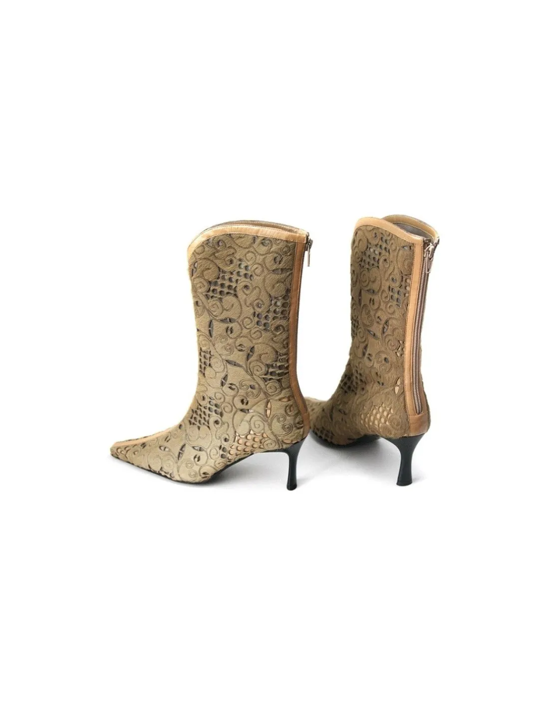 Damskie Di Sandro botki z bezowej skory z wlosiem i laserowym azurowym wzorem, unikatowe