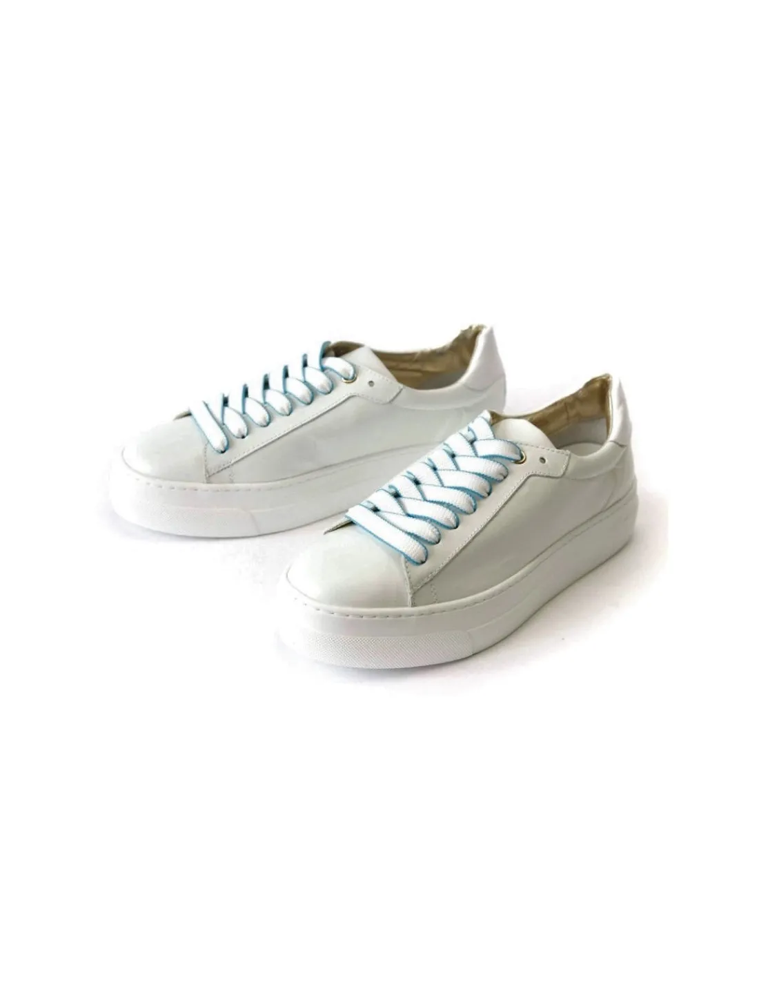 lab_milano__sneakers__bia_4.webp Damskie Lab Milano sneakers , biale zmieniajace kolor na blekitny pod wplywem swiatla , czarodziejskie buty