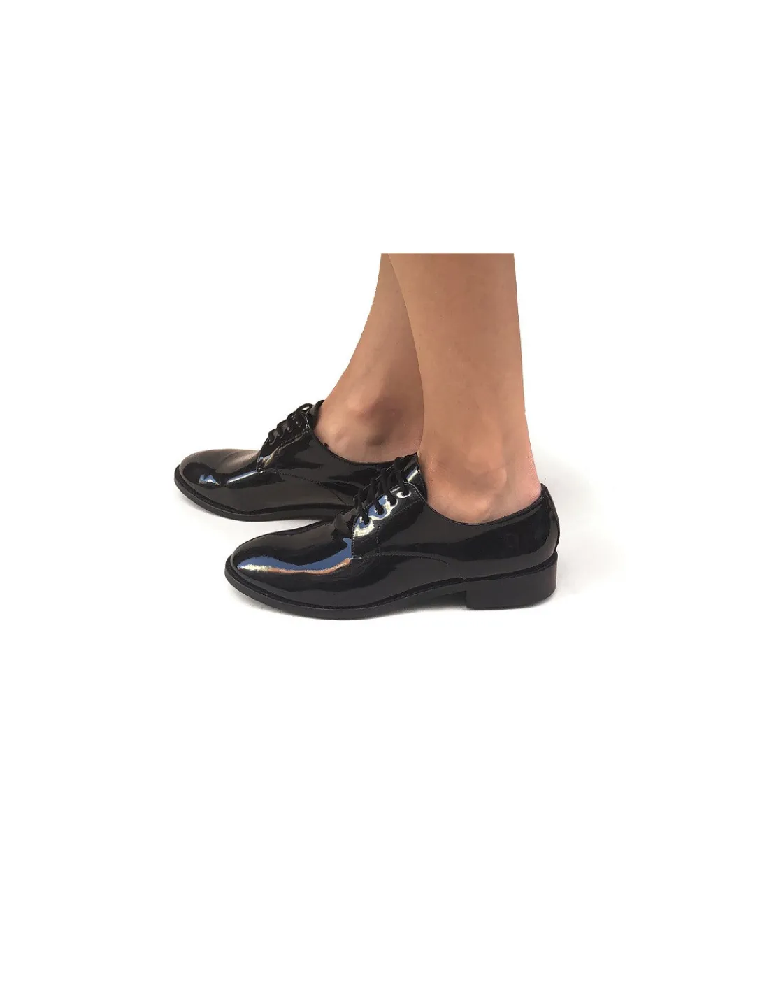 Damskie Marisa Rey polbuty sznurowane derby z lakierowanej naturalnej skory, caloroczne klasyka