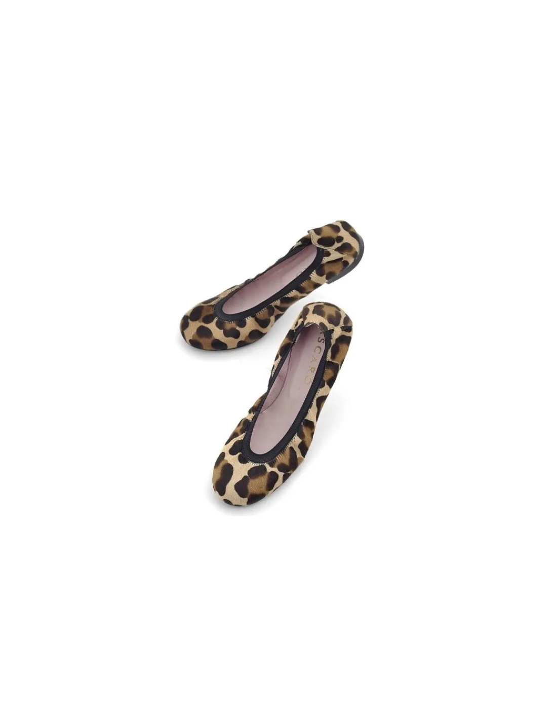 mascaro_baleriny_z_natura_2.webp Damskie Mascaro baleriny z naturalnej skory z wlosiem, z drukowanym wzorem panterki i okraglym noskiem
