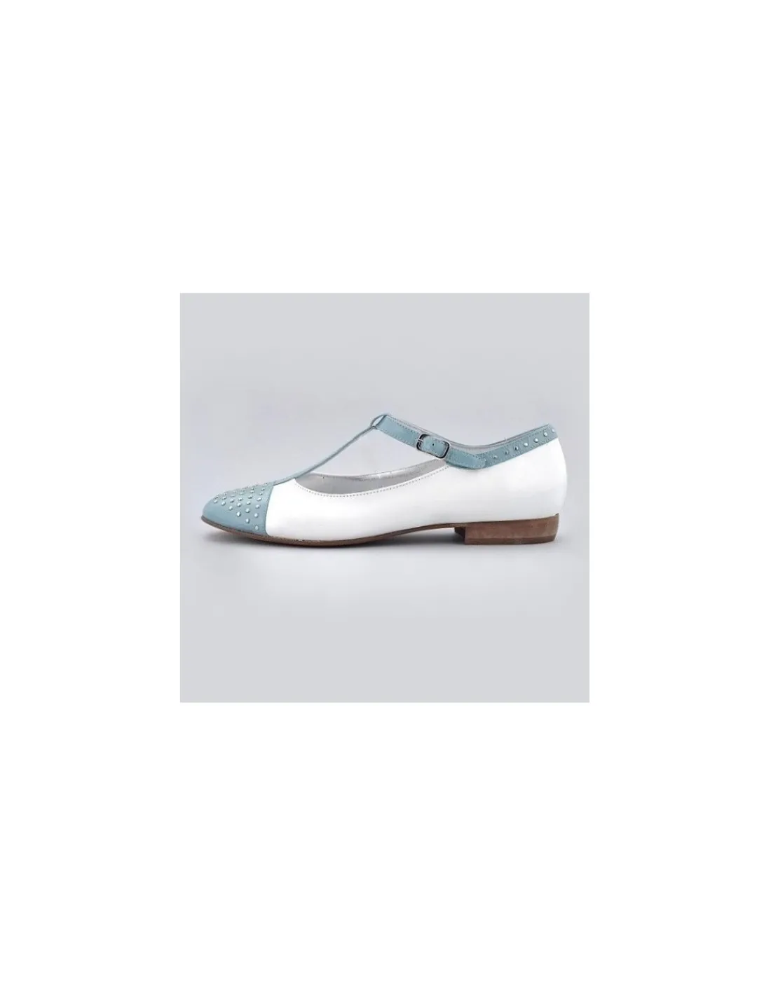 pertini__baleriny_z_pasec_3.webp Damskie Pertini baleriny z paseczkiem Mary Jane w stylu paryskiej ulicy, bialo- blekitne z naturalnych polerowanych skor