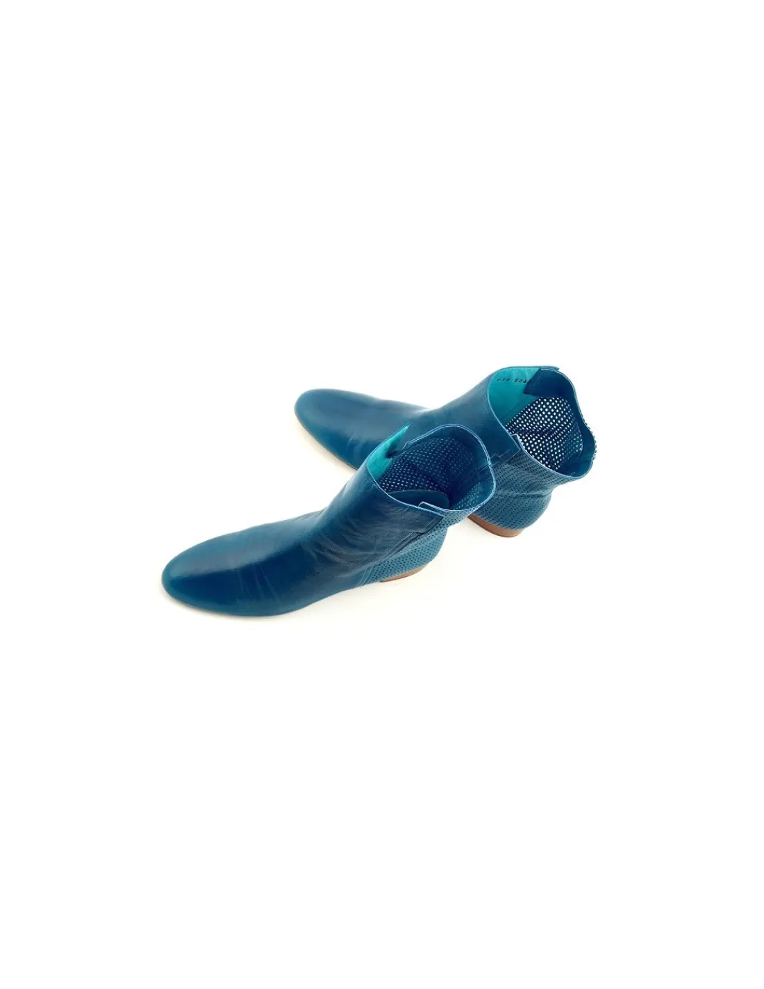 pertini__botki_nie_na_zim_2.webp Damskie Pertini botki nie na zime ze skory z azurem, turkusowo- niebieskie w calosci skorzane