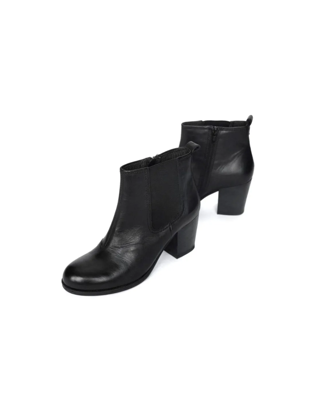 vagabond__botki_sztyblety_4.webp Damskie Vagabond botki, sztyblety z naturalnej czarnej skory na wygodnych stabilnych obcasach